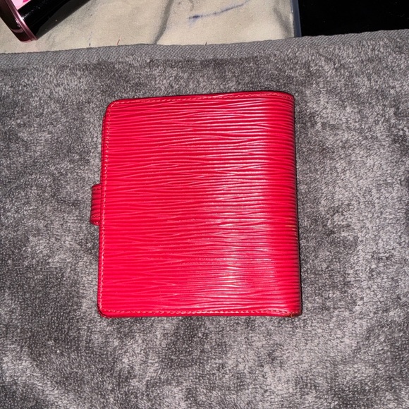 Louis Vuitton Handbags - Louis Vuitton Authentic red textured wallet